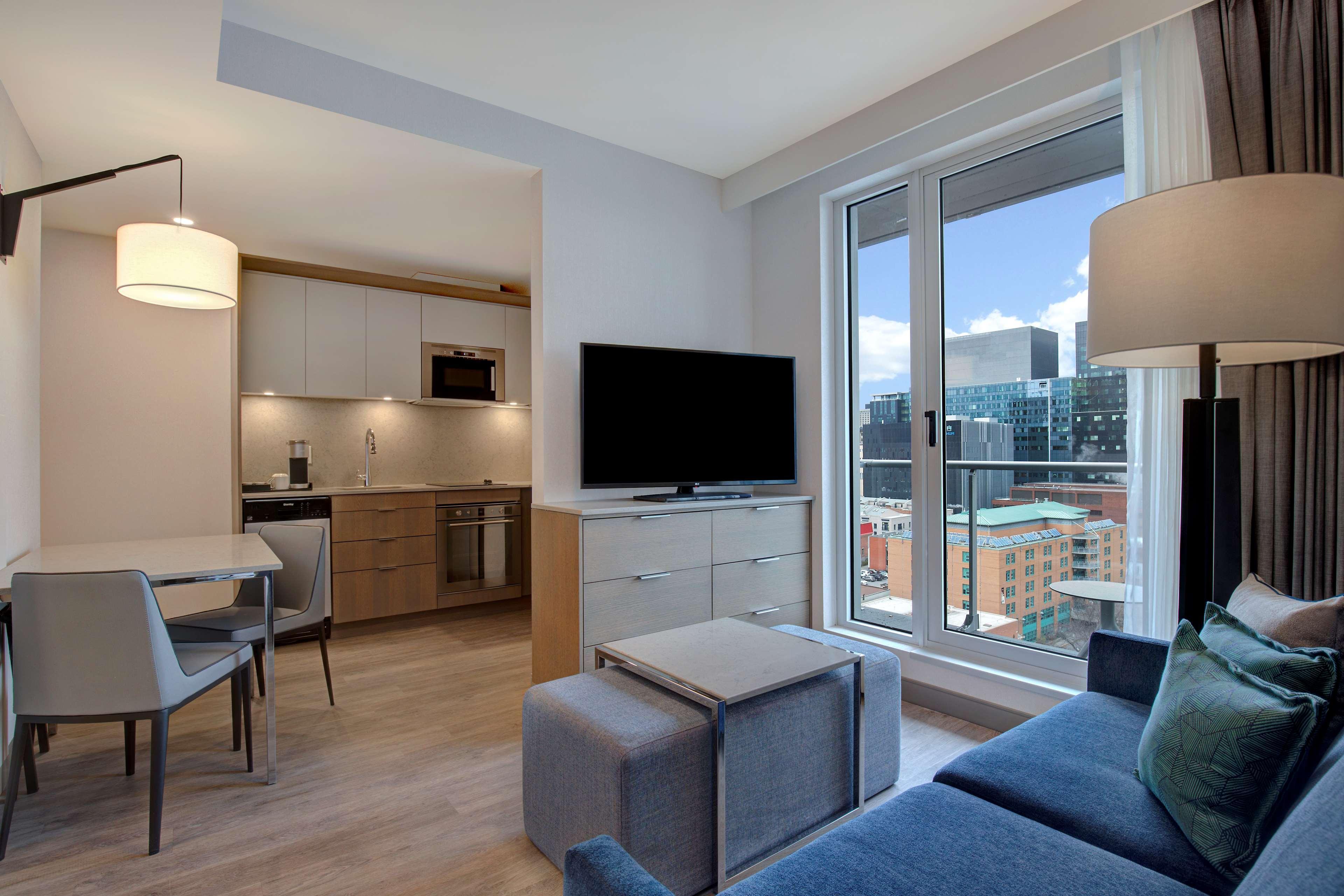 Hampton Inn Montreal Downtown, Qc Eksteriør bilde