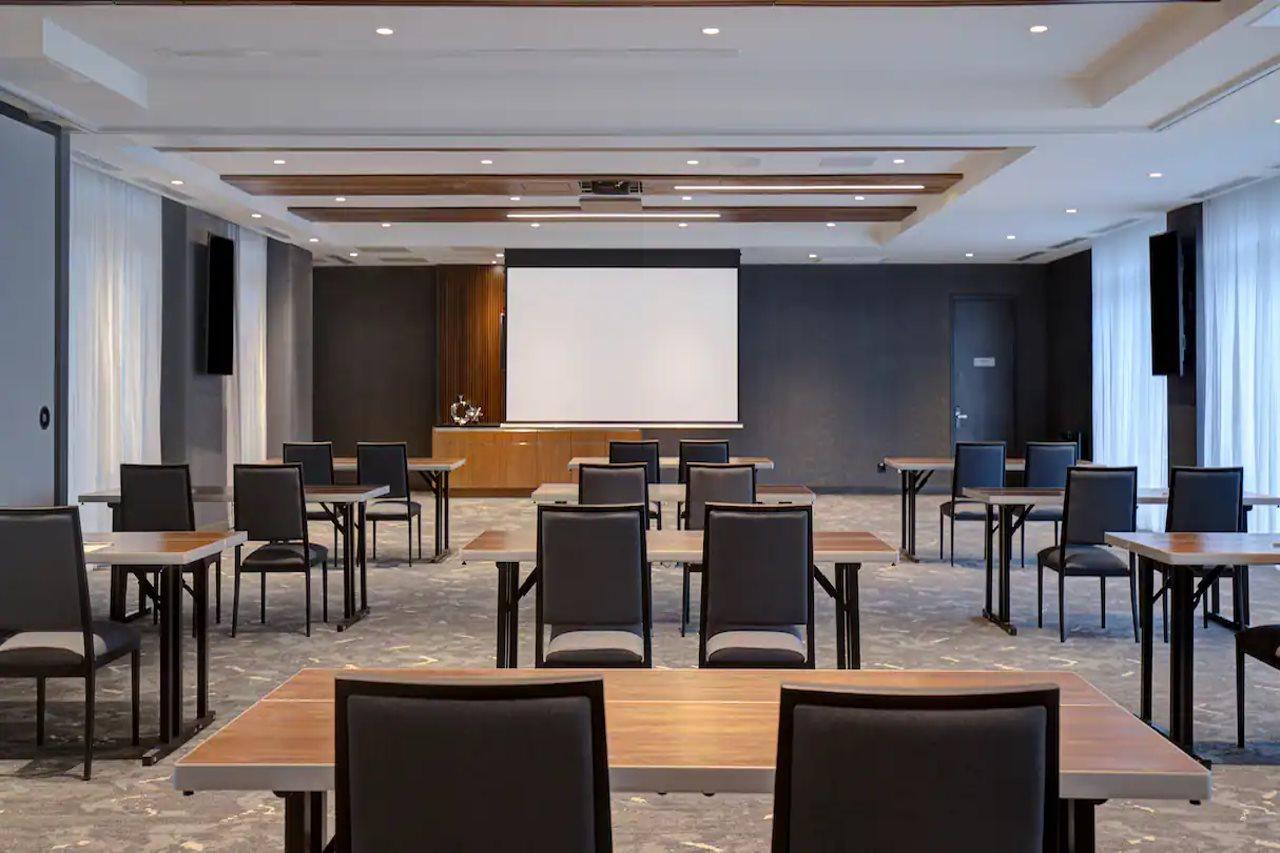 Hampton Inn Montreal Downtown, Qc Eksteriør bilde